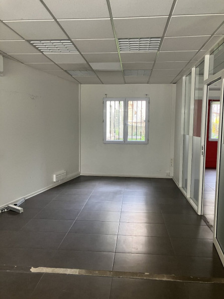 location Local commercial Villeurbanne - Photo 8