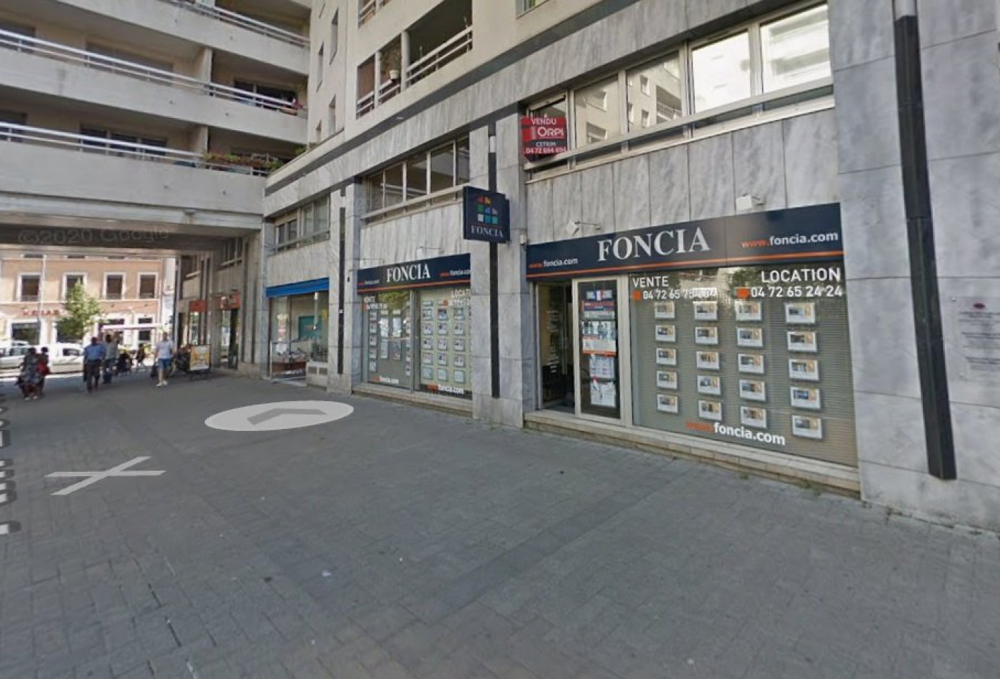 location Local commercial Villeurbanne - Photo 1