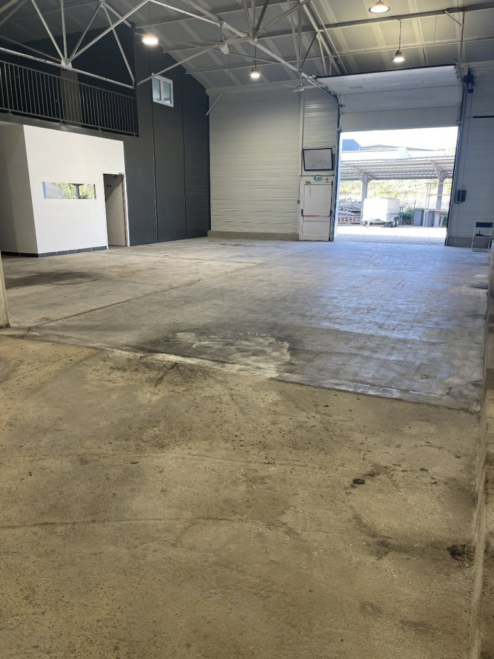 à louer Locaux d'activité Saint Laurent D'agny - Photo 2