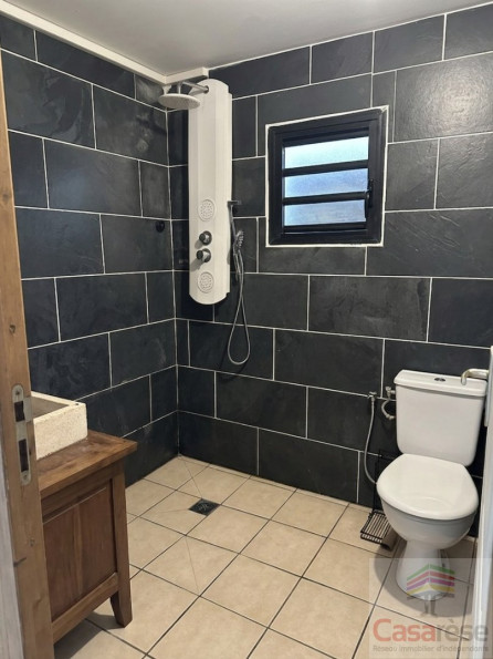 vente Maison mitoyenne Saint Benoit - Photo 6
