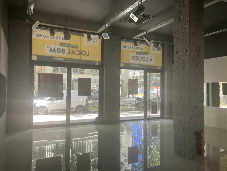location Local commercial Lyon 3eme Arrondissement - Photo 6