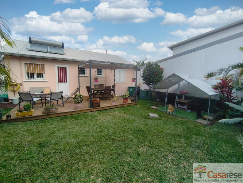 vente Maison Saint Pierre - Photo 1