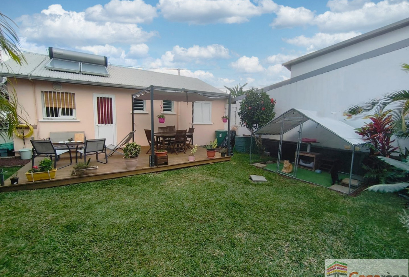 vente Maison Saint Pierre - Photo 1