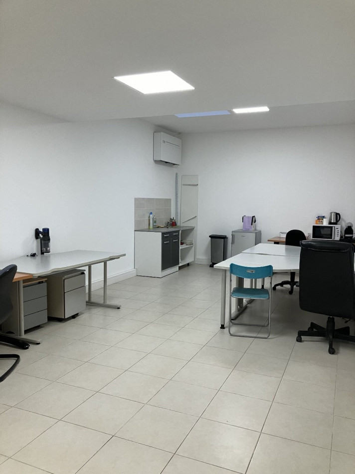à louer Bureau Saint Laurent D'agny - Photo 2