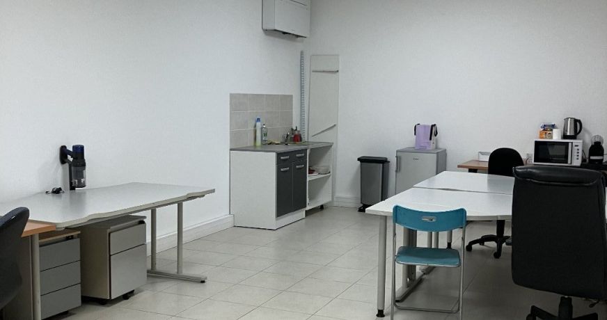 location Bureau Saint Laurent D'agny