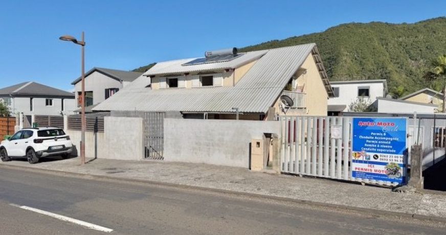 vente Ensemble immobilier Les Makes