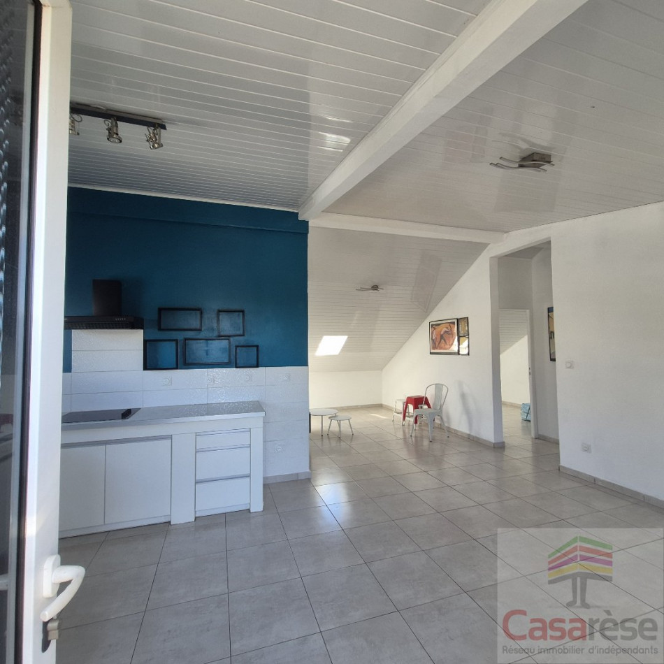 à vendre Appartement mezzanine Le Tampon - Photo 1