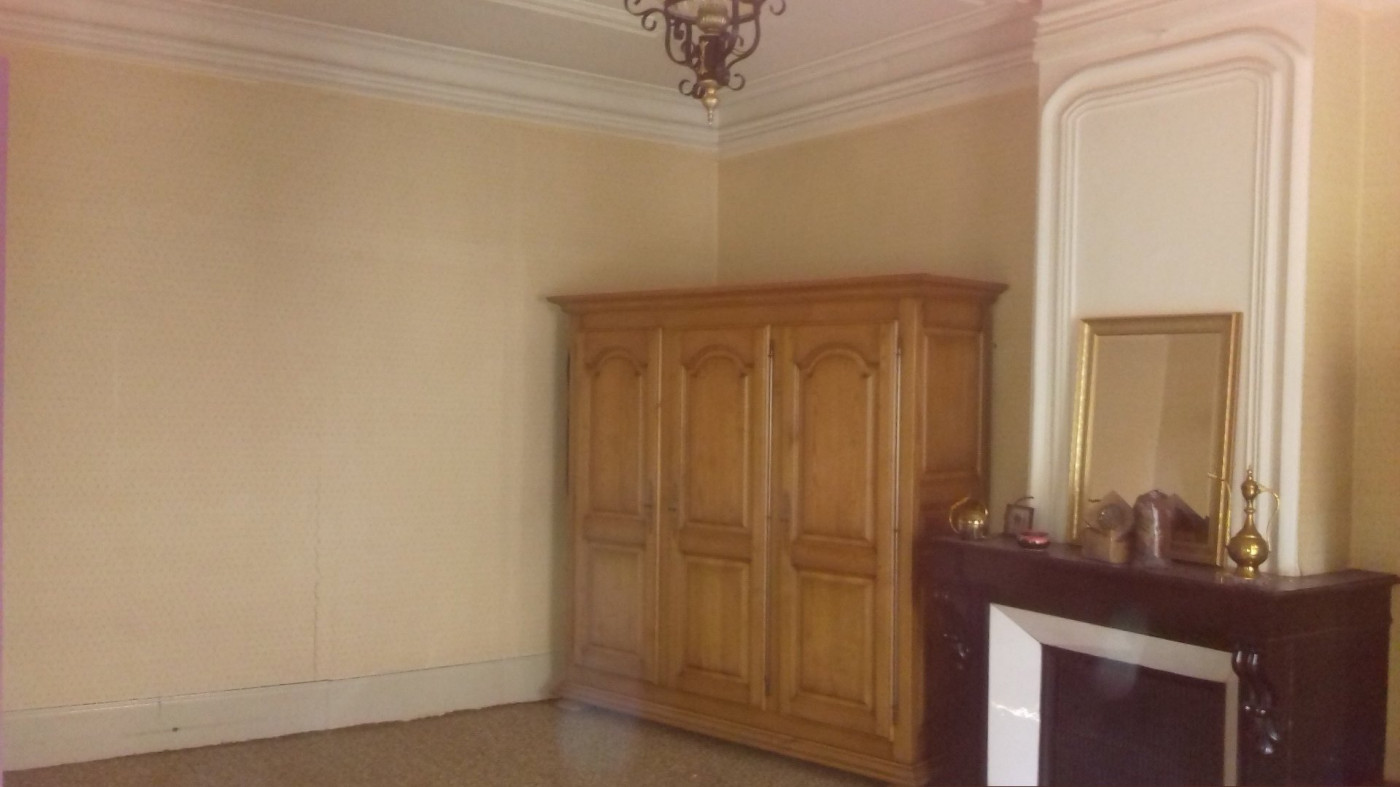 for sale Immeuble à rénover Vals Les Bains - Photo 1