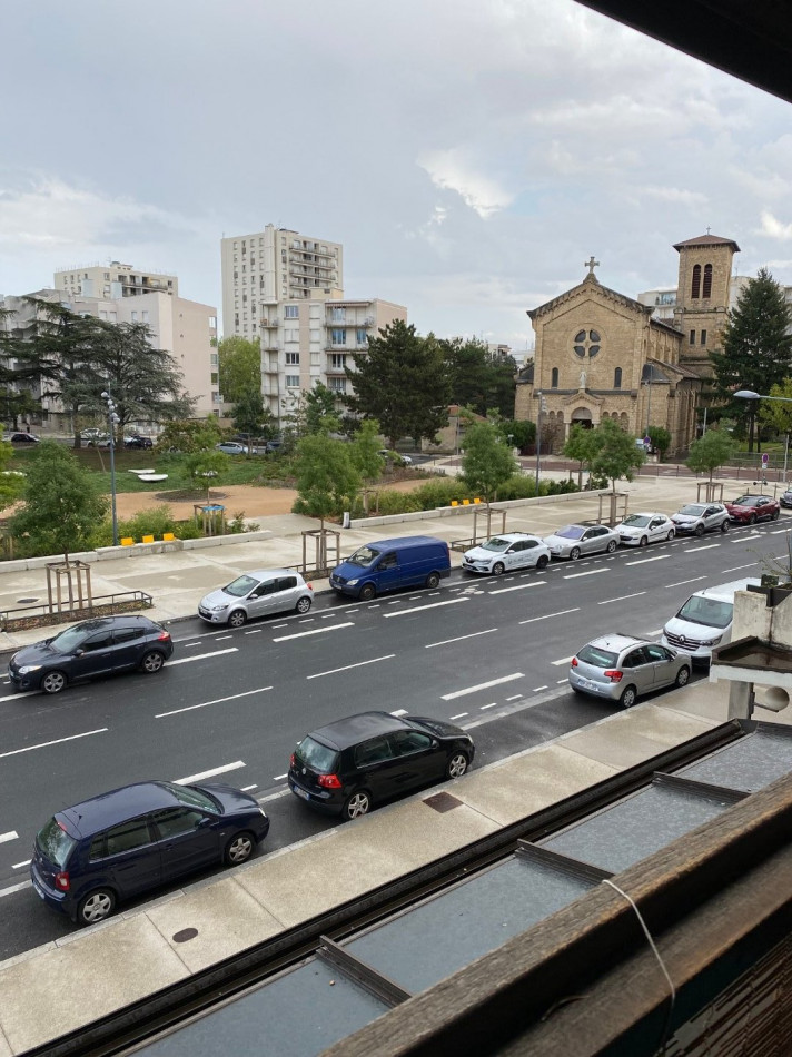 for sale Appartement en résidence Venissieux - Photo 1