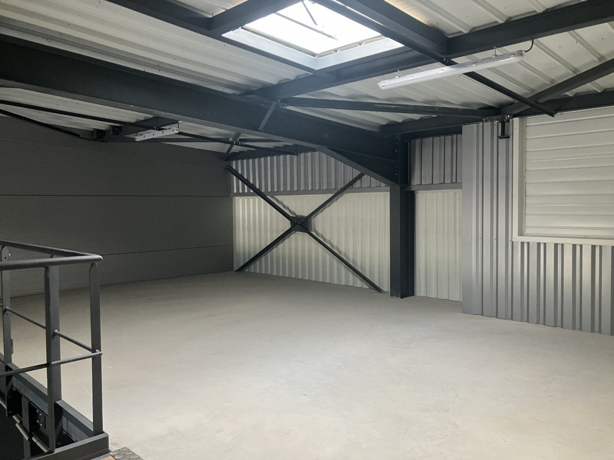 à louer Locaux d'activité Saint Laurent D'agny - Photo 9