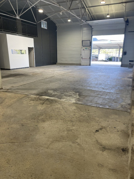 location Locaux d'activité Taluyers - Photo 2