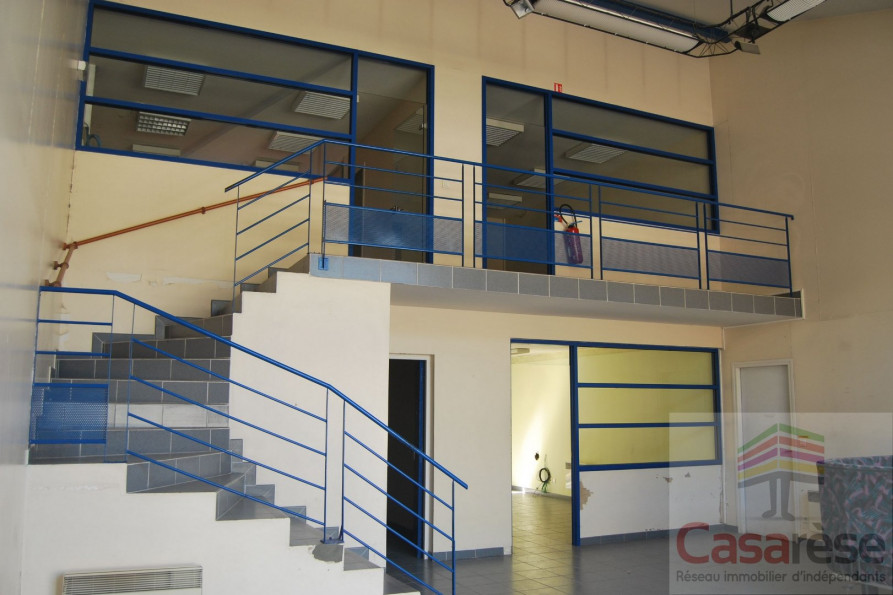 vente Entrepots et bureaux Cahors - Photo 2