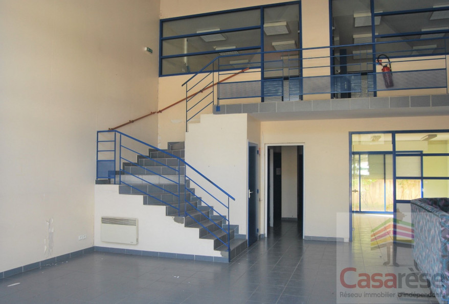vente Entrepots et bureaux Cahors - Photo 3