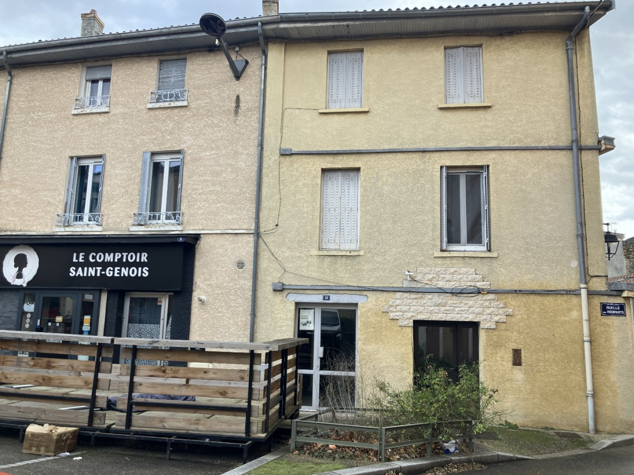 à louer Local commercial Saint Genis Laval - Photo 1