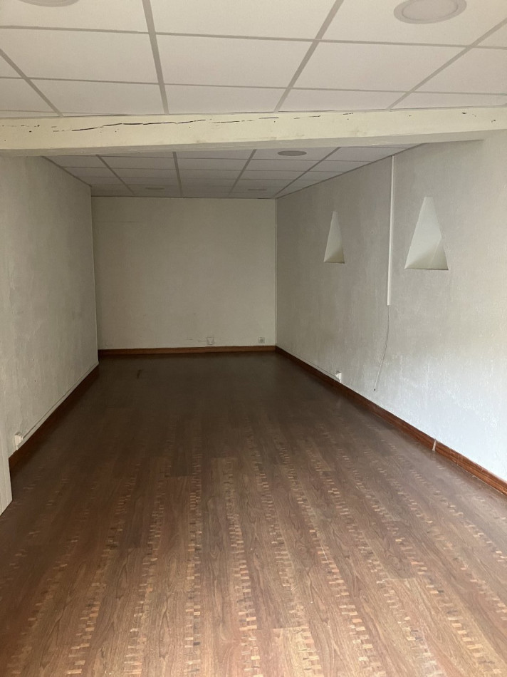 à louer Local commercial Saint Genis Laval - Photo 4