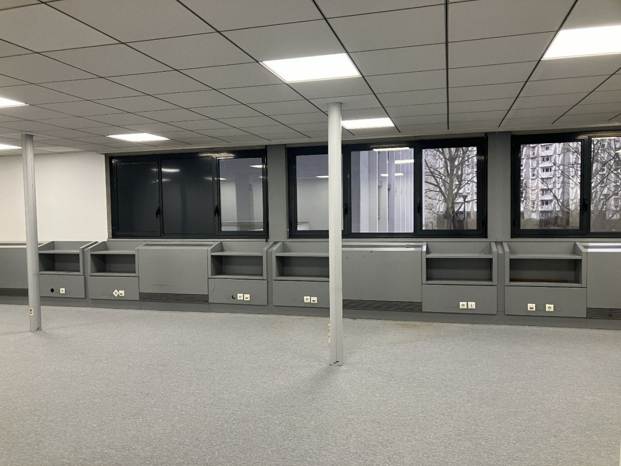 à louer Bureau Villeurbanne - Photo 9