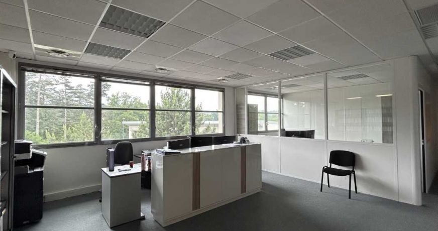 location Bureau Saint Genis Laval