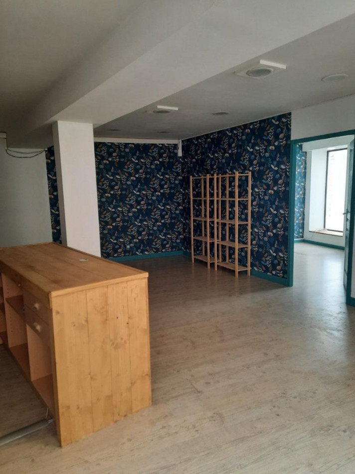 à louer Local commercial Saint Genis Laval - Photo 3