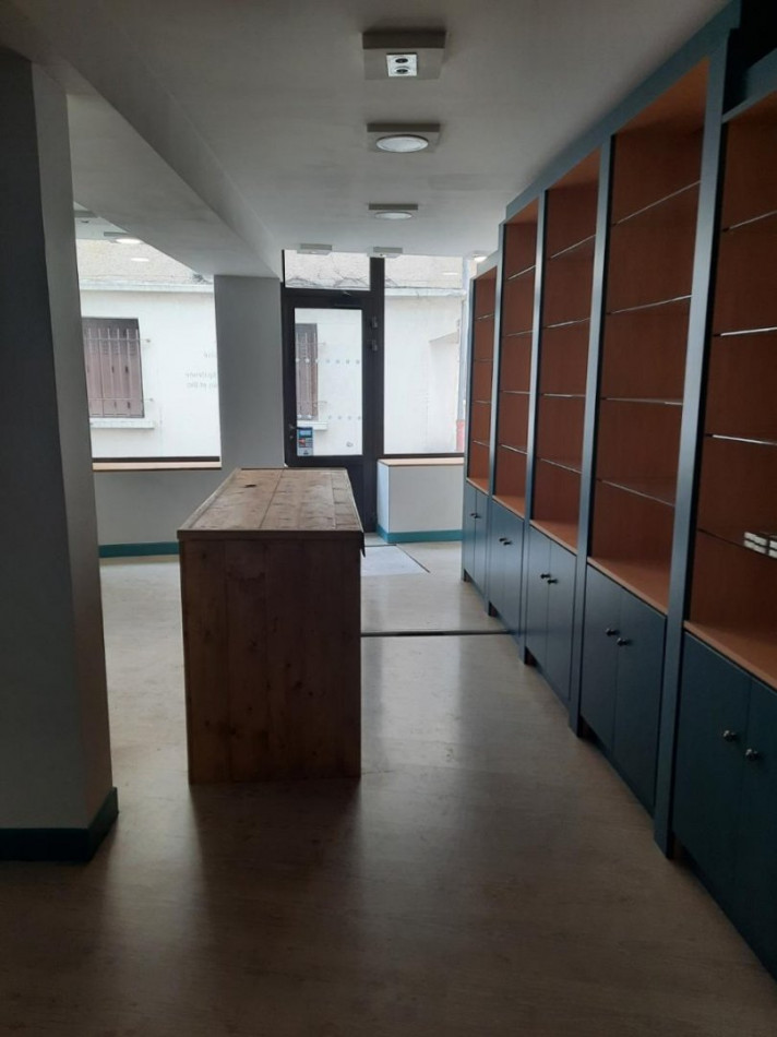 à louer Local commercial Saint Genis Laval - Photo 6