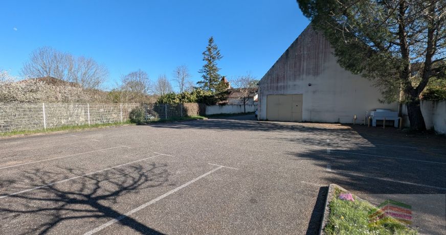 vente Immeuble commercial Limogne En Quercy