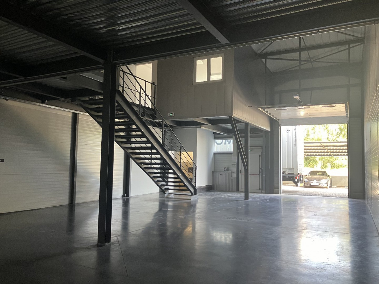 à louer Locaux d'activité Saint Laurent D'agny - Photo 4