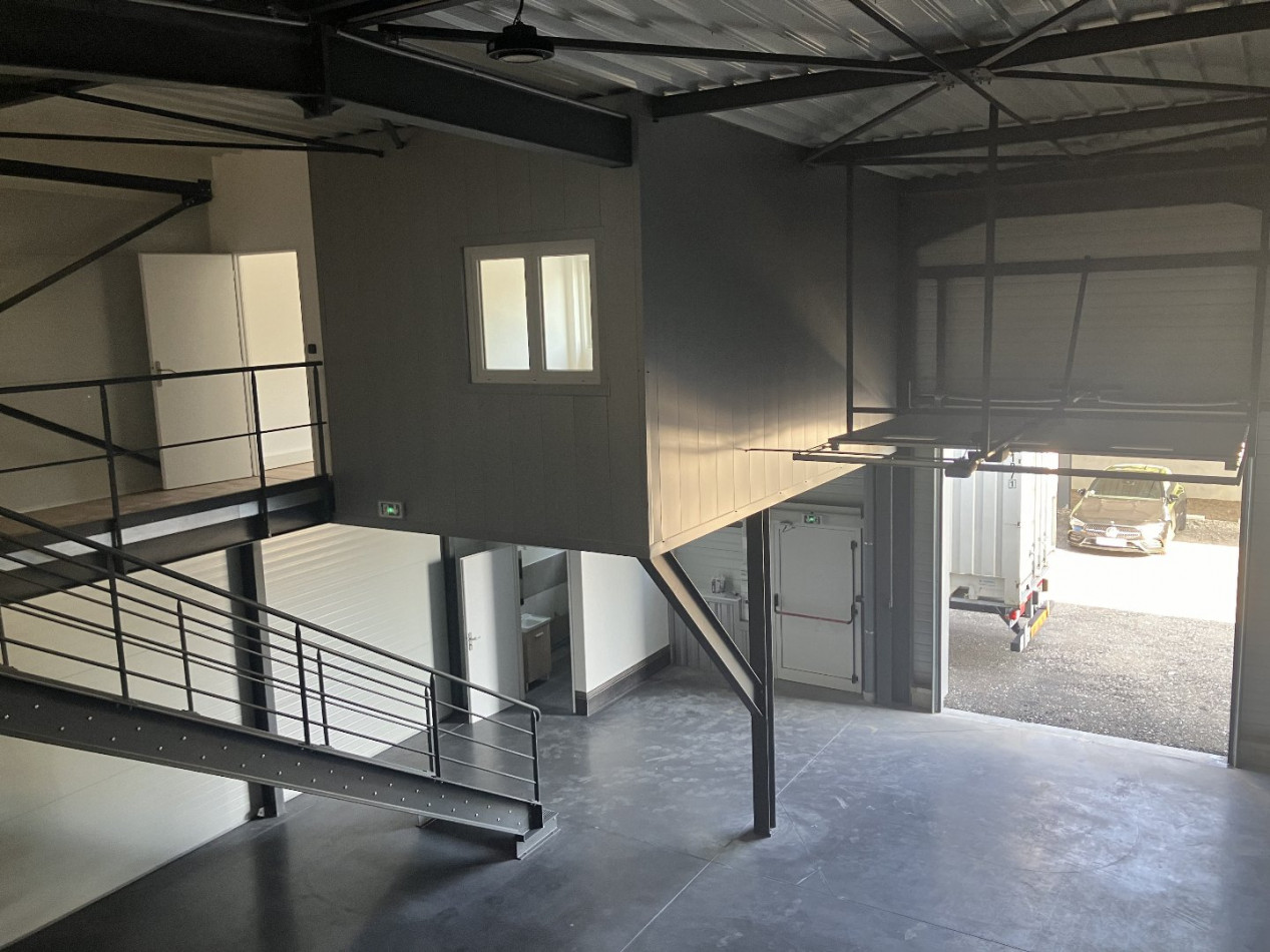 à louer Locaux d'activité Saint Laurent D'agny - Photo 12