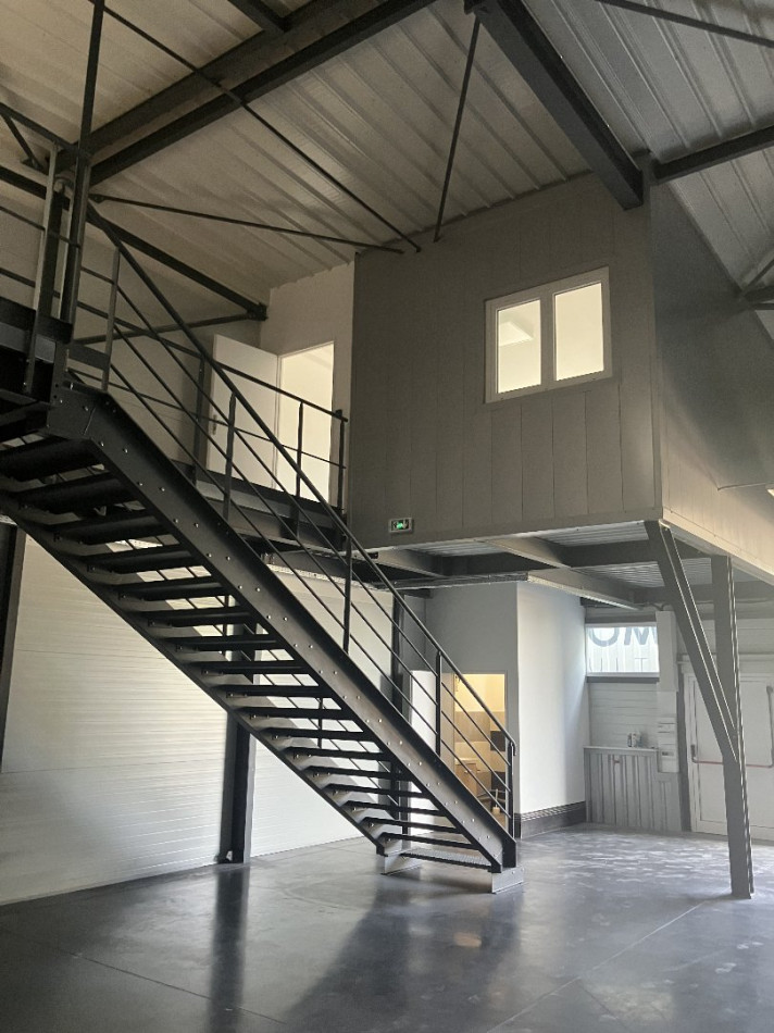 à louer Locaux d'activité Saint Laurent D'agny - Photo 5