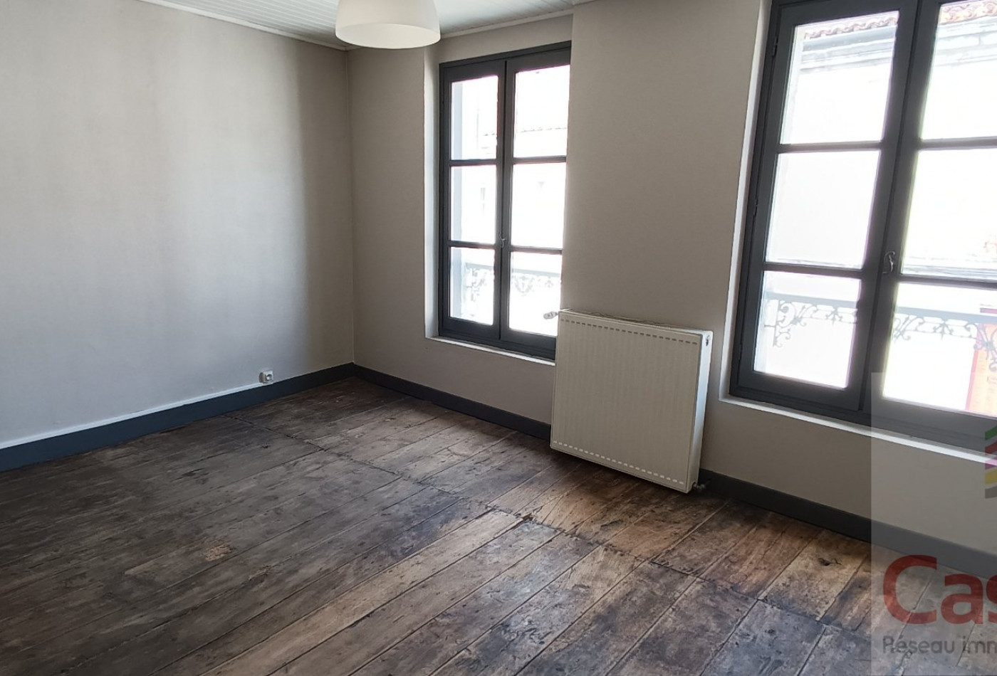 vente Maison Villebois Lavalette - Photo 5