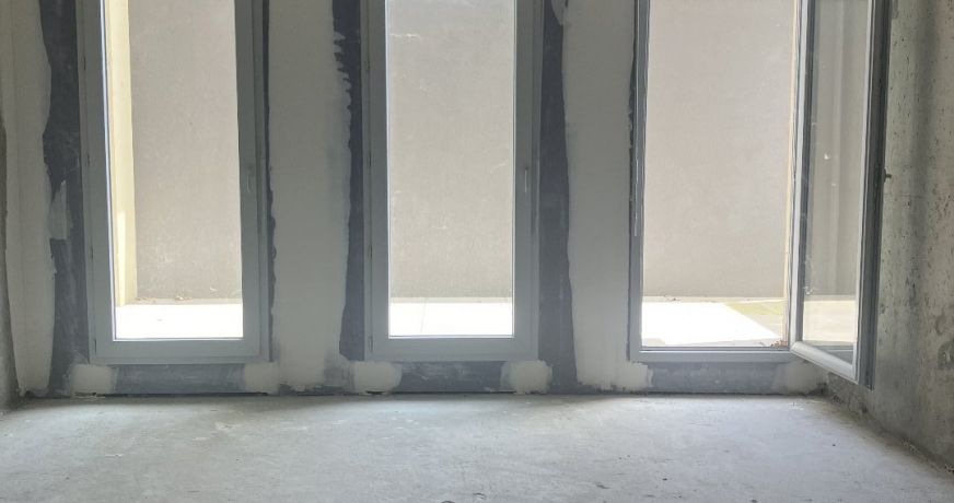 location Local commercial Saint Bonnet De Mure