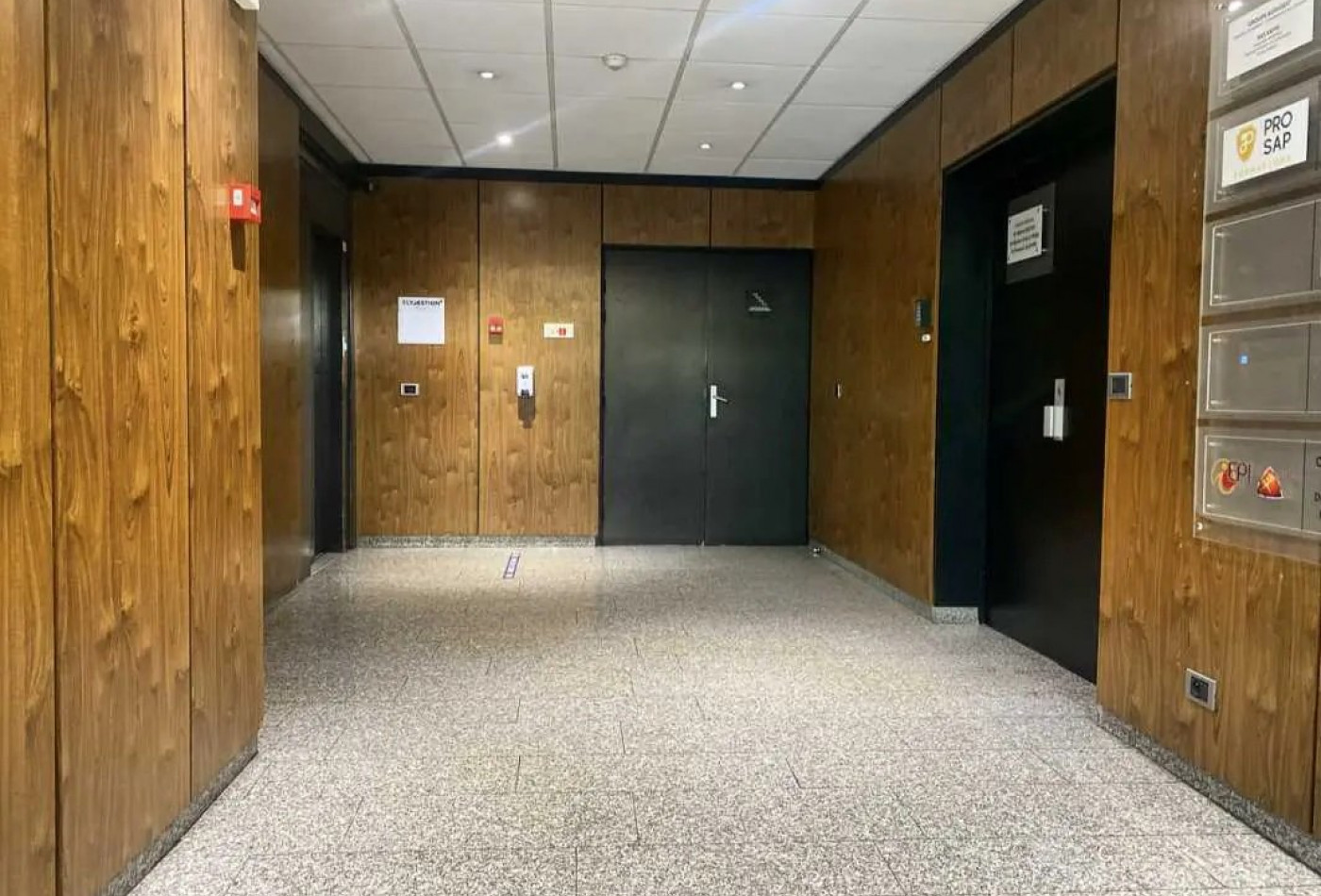 location Bureau Lyon 3eme Arrondissement - Photo 3