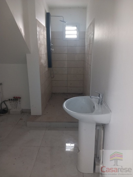 vente Maison Sainte Rose - Photo 3