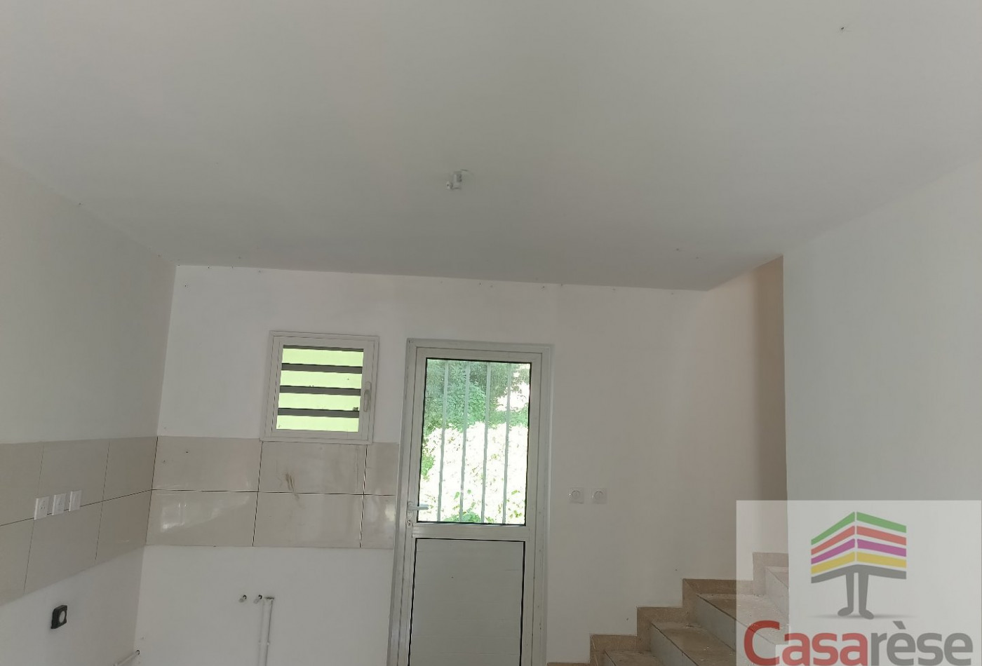 vente Maison Sainte Rose - Photo 2