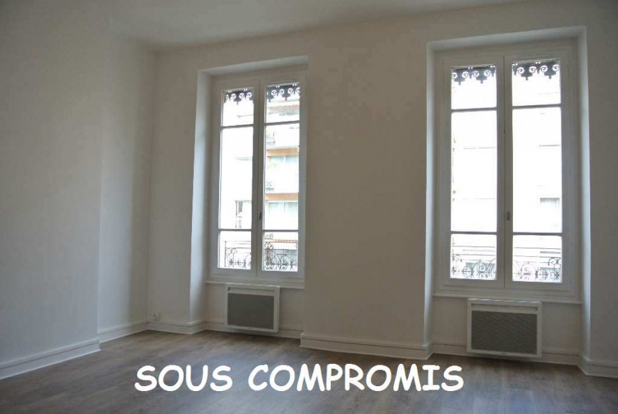 vente Appartement Lyon 6eme Arrondissement - Photo 1