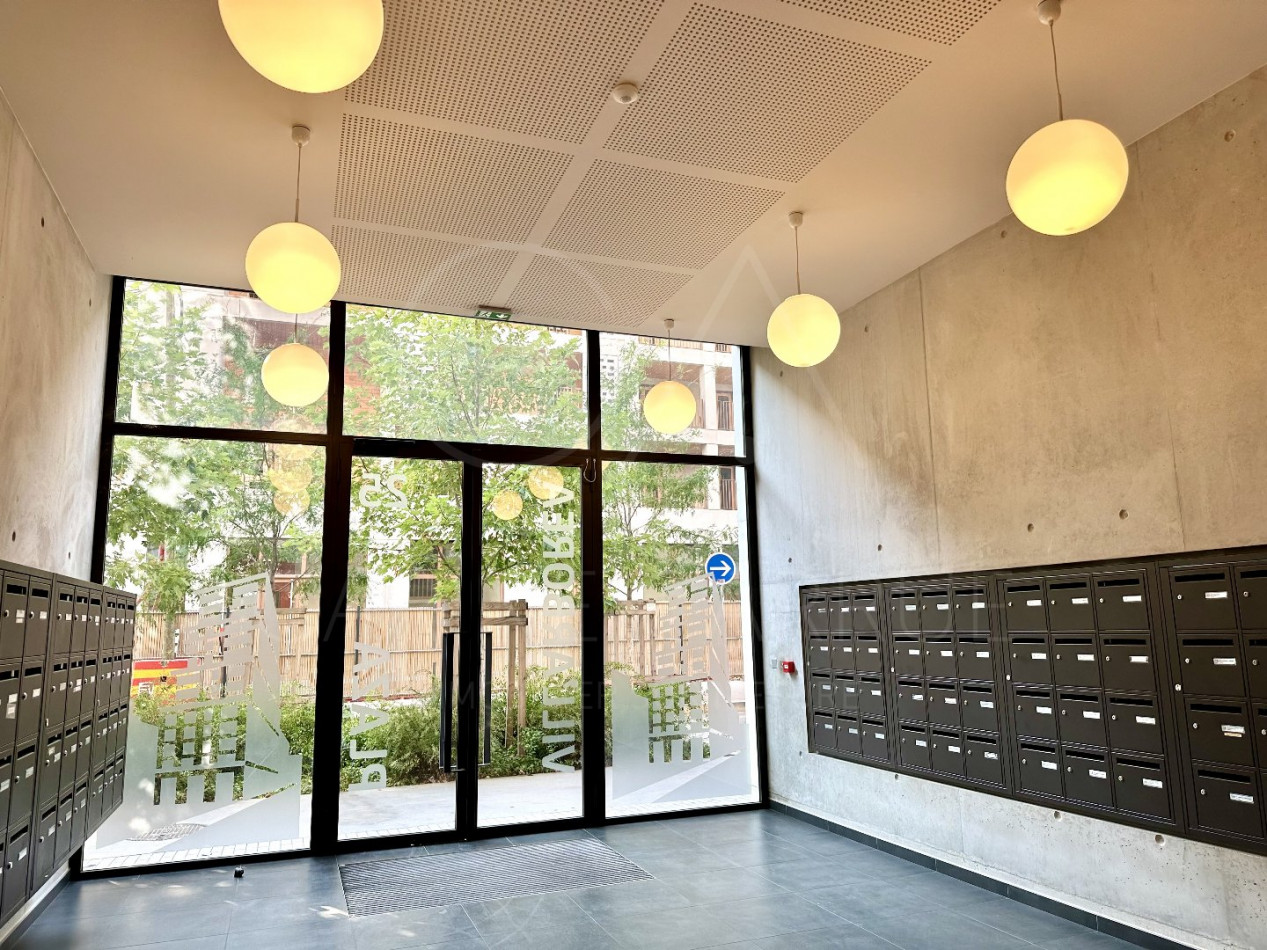 à vendre Appartement Lyon 7eme Arrondissement - Photo 2