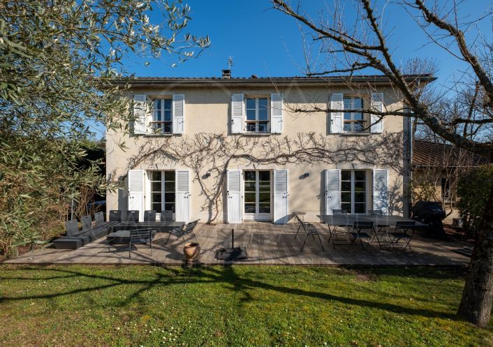 à vendre Maison de caractère Charbonnieres Les Bains