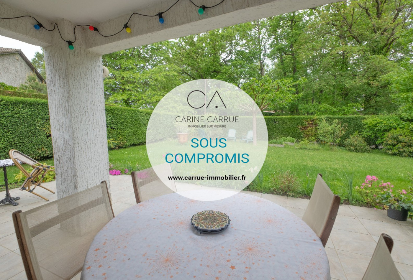 vente Maison individuelle Charbonnieres Les Bains - Photo 1