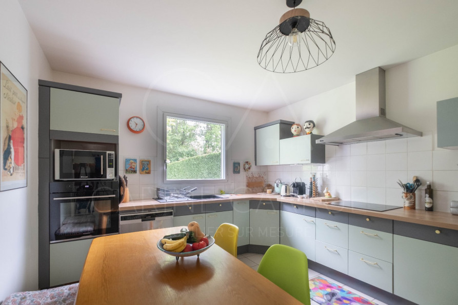 vente Maison individuelle Charbonnieres Les Bains - Photo 8