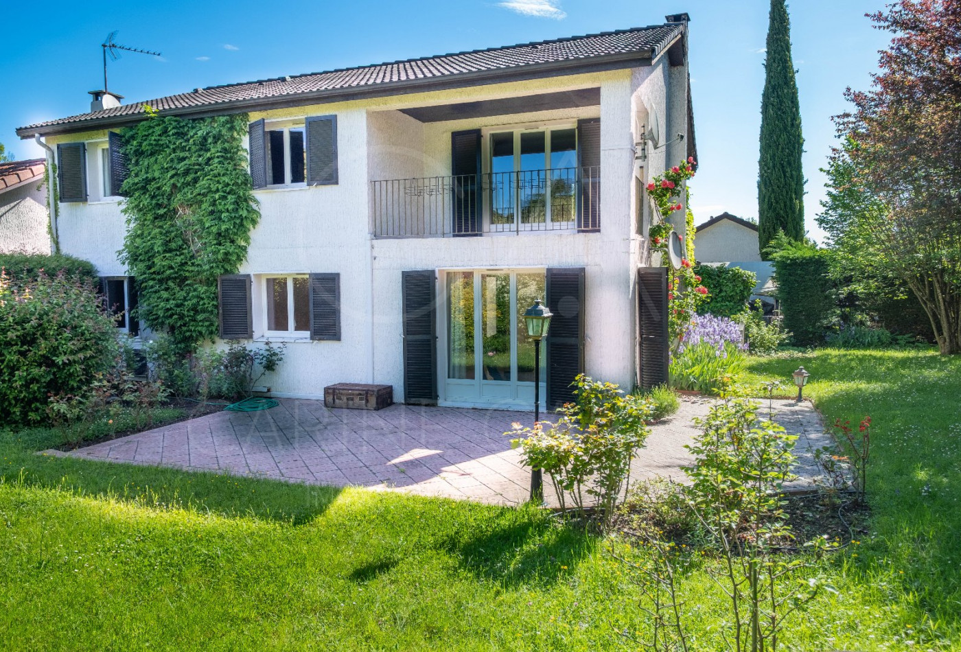 vente Villa Charbonnieres Les Bains - Photo 1