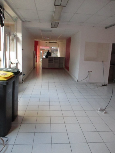 location Local commercial Aix Les Bains - Photo 9