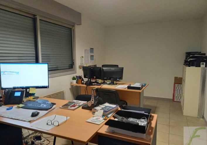 à vendre Plomberie   chauffage Voglans