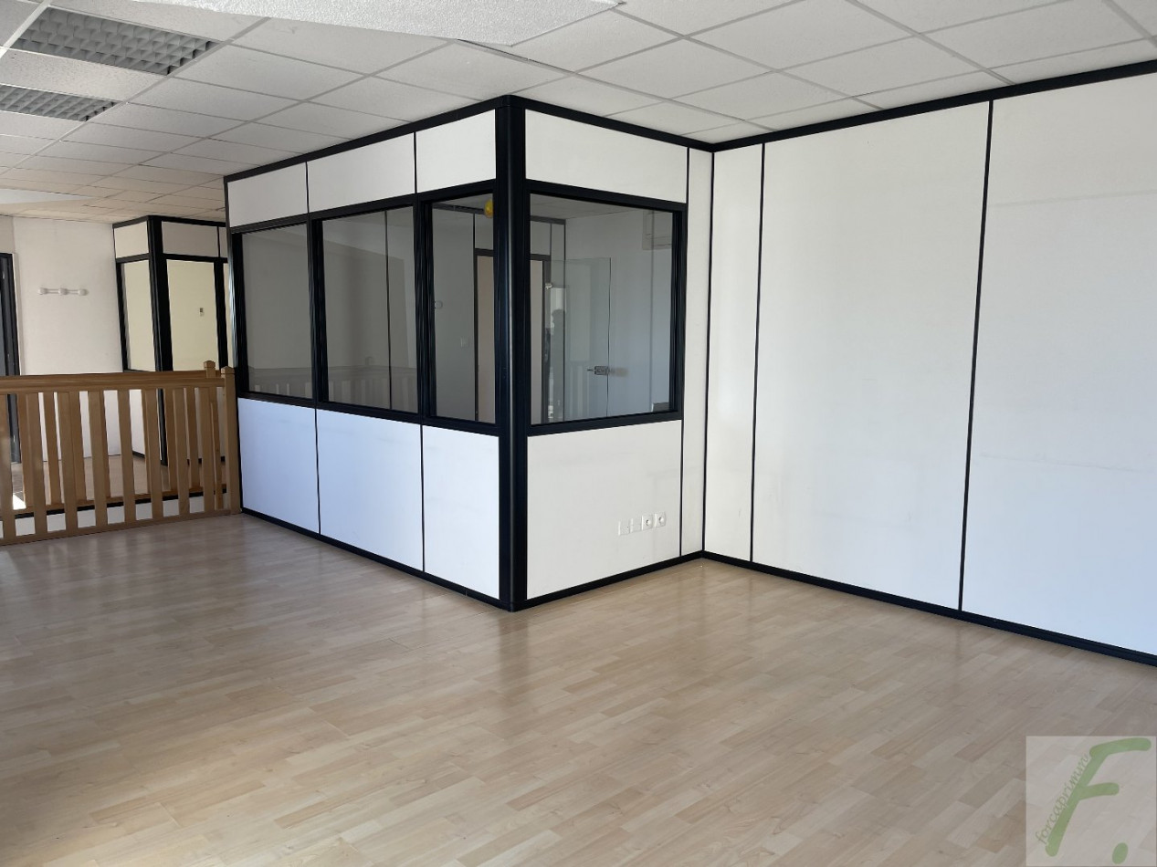 à vendre Entrepots et bureaux Grenoble - Photo 10