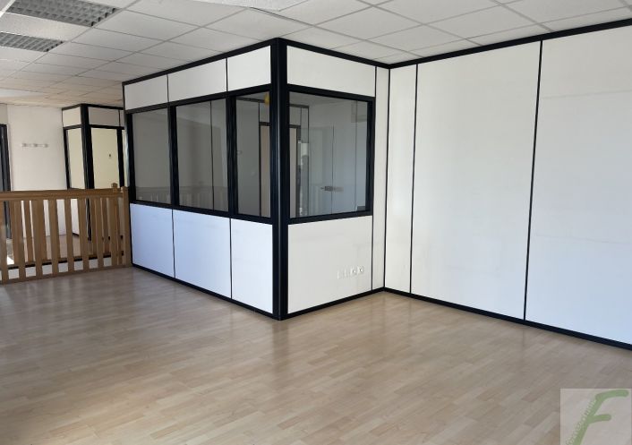 à vendre Entrepots et bureaux Grenoble