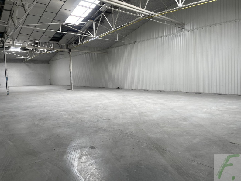 vente Entrepot Le Touvet - Photo 1