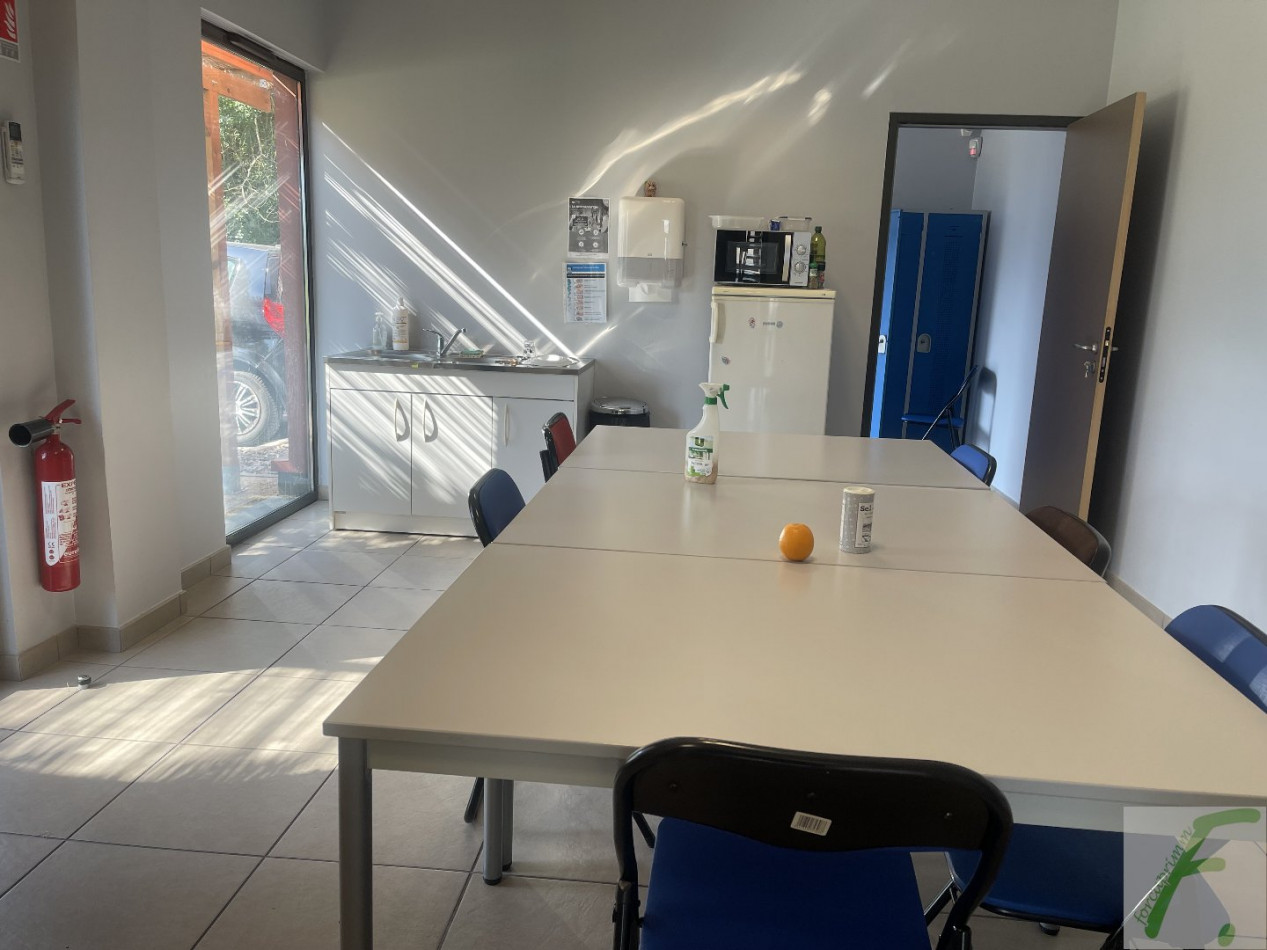 à vendre Entrepots et bureaux La Terrasse - Photo 8