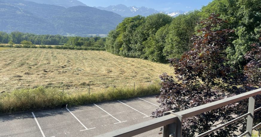 vente Entrepots et bureaux La Terrasse