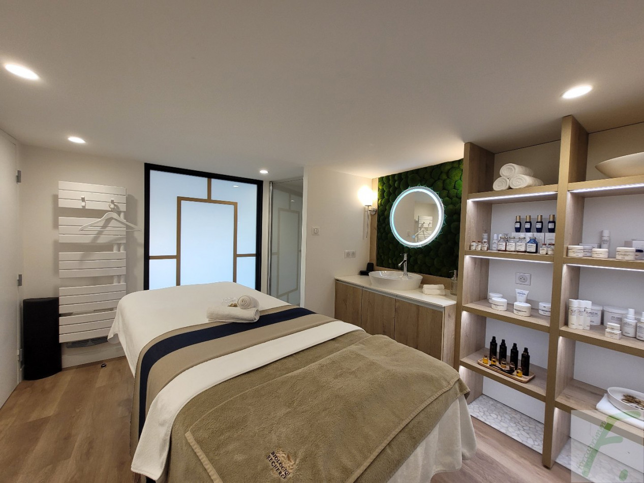 à vendre Local commercial Aix Les Bains - Photo 2