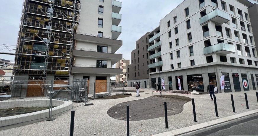 location Local commercial Grenoble