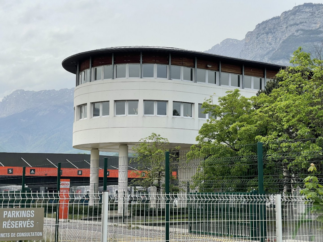 à vendre Bureau Varces Allieres Et Risset - Photo 1