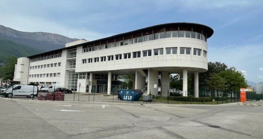 vente Bureau Varces Allieres Et Risset