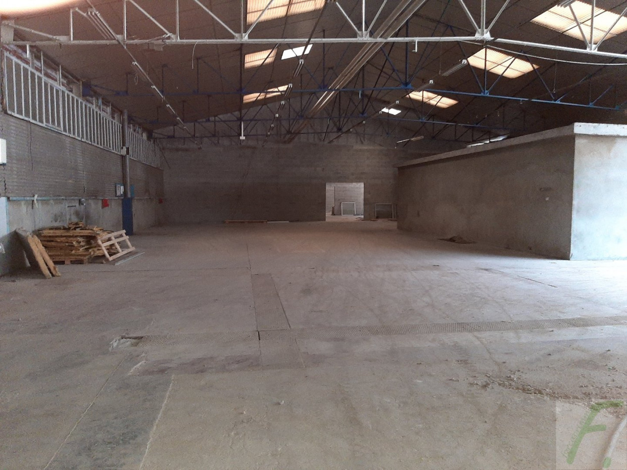 à vendre Locaux d'activité Saint Vincent De Mercuze - Photo 2